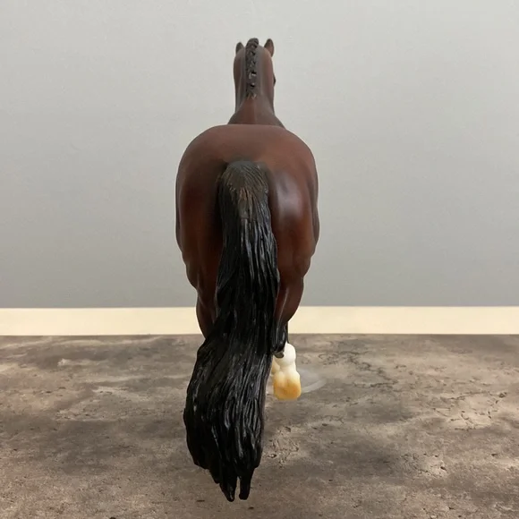 Breyer Retired Verdades - Picture 4 of 12